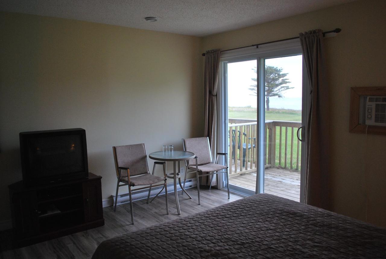 Midtrail Motel Pleasant Bay Extérieur photo